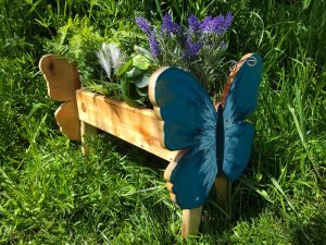 Jardiniere avec Peid, Papillon (bleu | c.04.23) • © AHM Créations