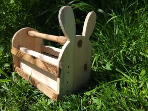 Caisse Jouet pour les Enfants (lapin | chêne/pin) • © AHM Créations