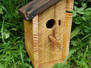 Nichoir Oiseaux Grecque • © AHM Créations